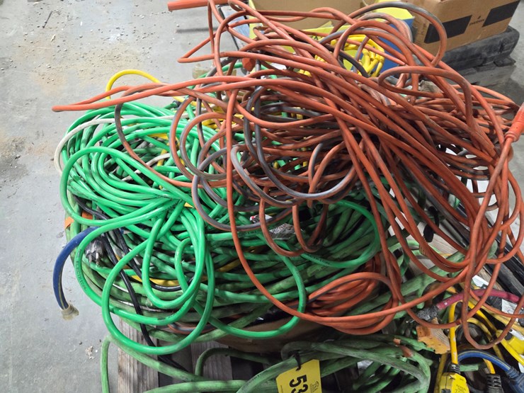 #5394-•-pallet-of-misc.-electrical-cords-and-more-image-3