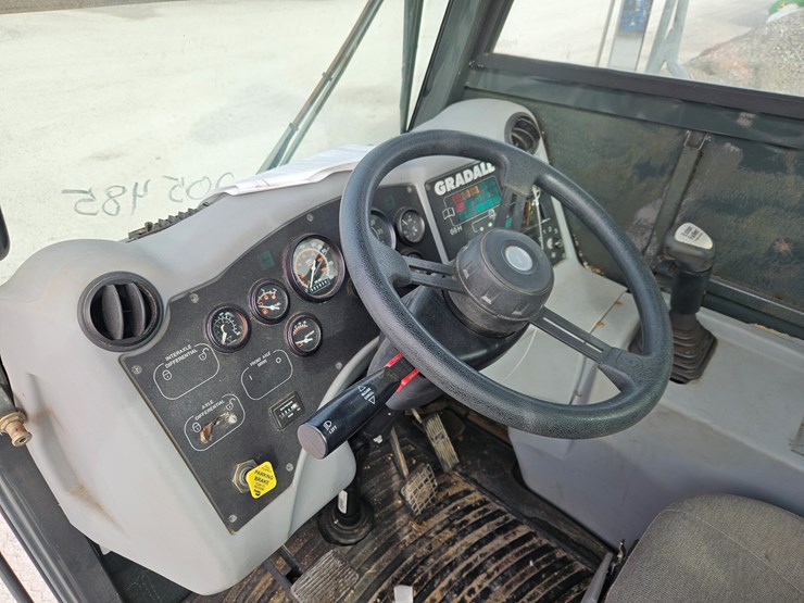 2002-gradall-xl3100-image-7