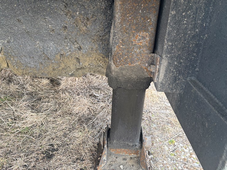 2001-hackney-beverage-trailer-image-38