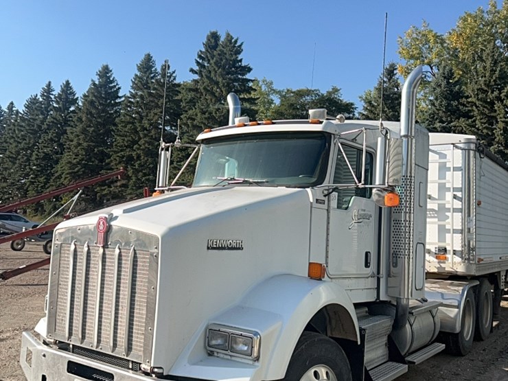 2007-kenworth-t800-image-1