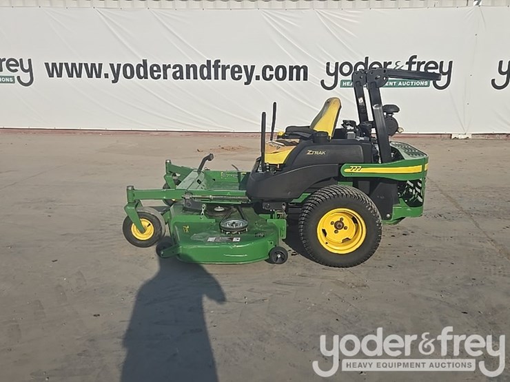 john-deere-72-image-2