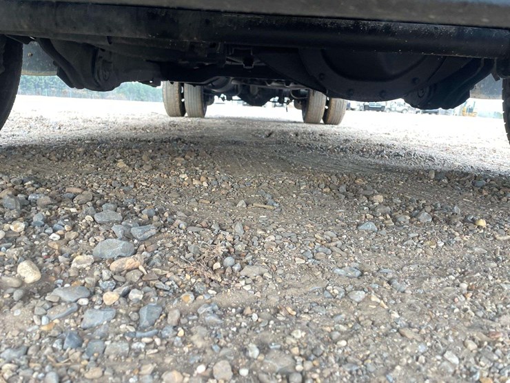 2022-dodge-3500-image-26