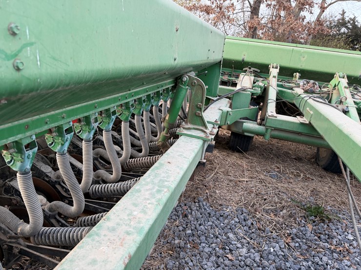 john-deere-35-image-65