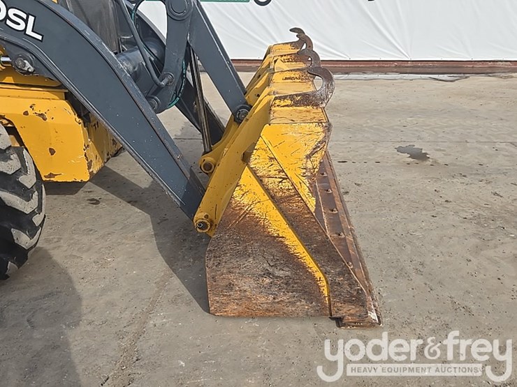 2018-deere-310sl-image-13