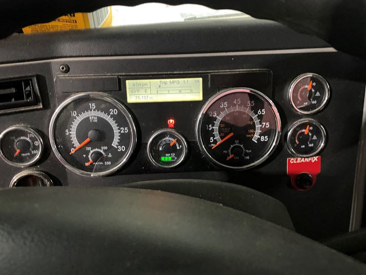 2019-western-star-4700sb-image-29