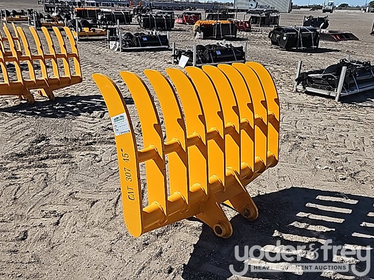 caterpillar-307-image-2