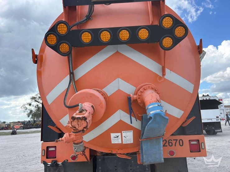 2014-international-workstar-7400-image-23