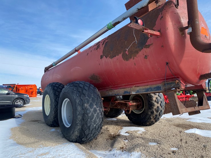 #1206-•-n-tech-5,000-gallon-manure-tanker-(chilton,-wi)-image-11