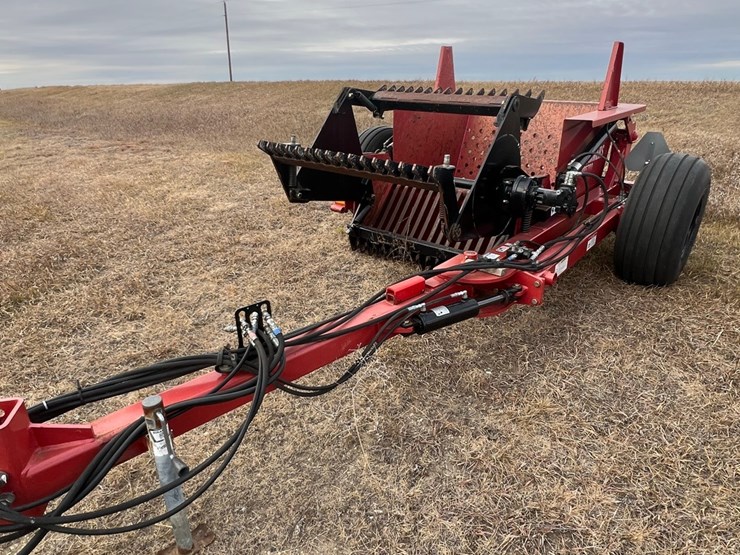 lot-29.-2020-summers-model-rp6700-rock-picker,-hyd.-variable-speed-reel,-hyd.-hitch-swing,-super-clean-image-19