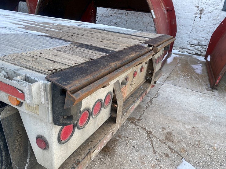 #572-•-2002-doonan-48'-step-deck-semi-trailer-with-ramps-(has-wi-title)-(reedsville,-wi)-image-31