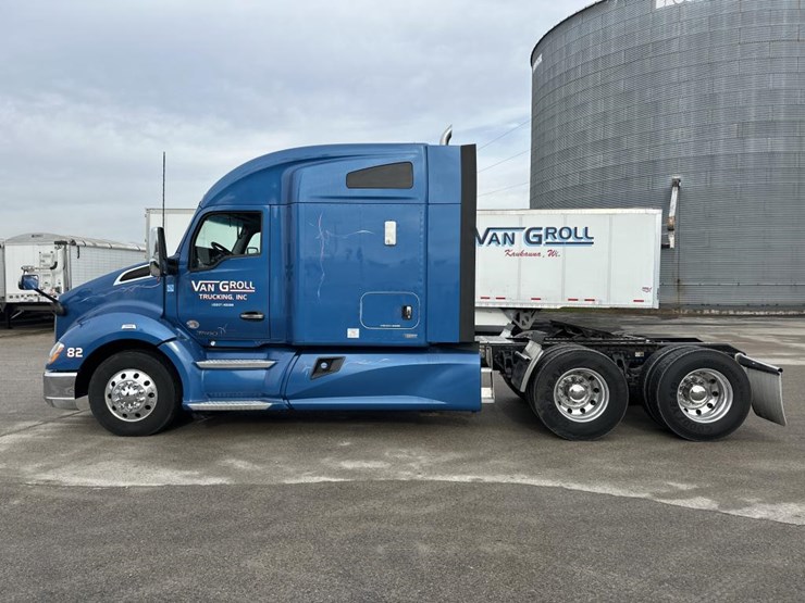 2020-kenworth-t680-image-2