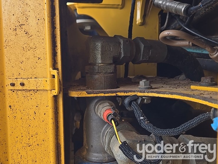 2018-deere-460e-image-55