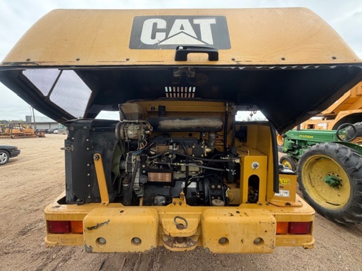 caterpillar-914g-image-47
