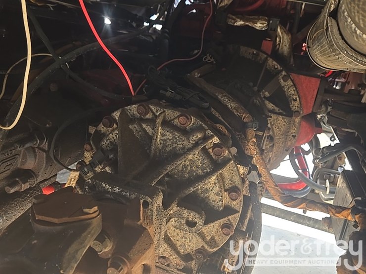 2020-freightliner-m2-106-image-59