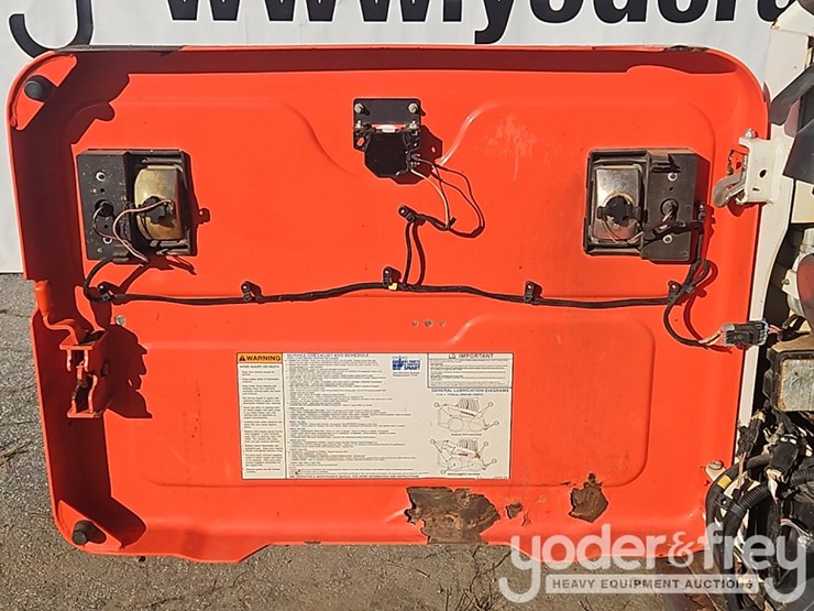 2019-bobcat-t450-image-18