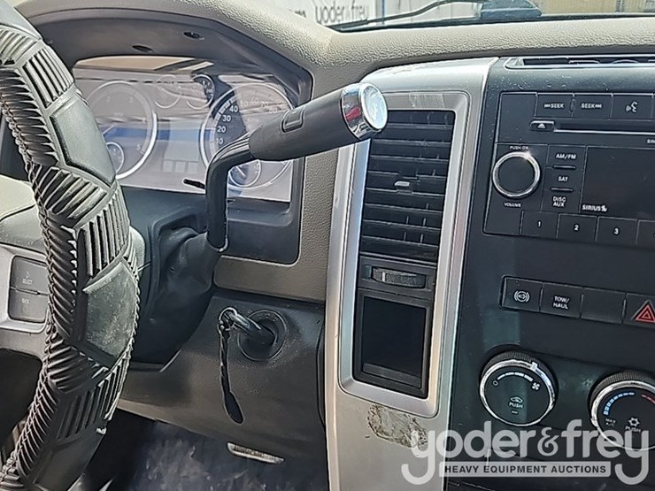 2010-dodge-ram-3500-image-53