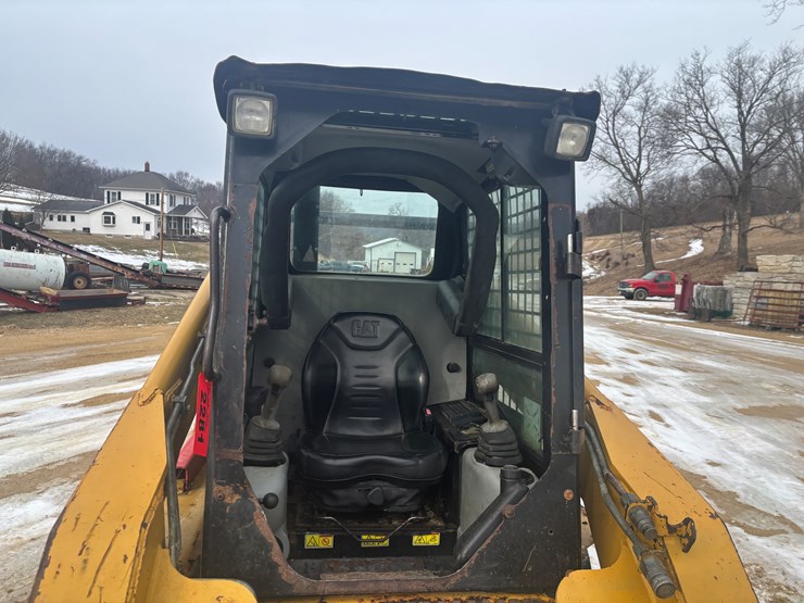 2009-caterpillar-252b2-image-16