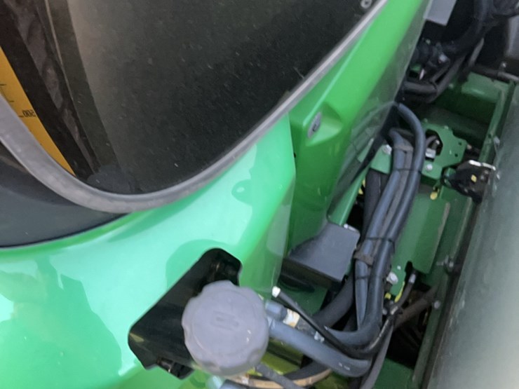 2014-john-deere-r4030-image-59