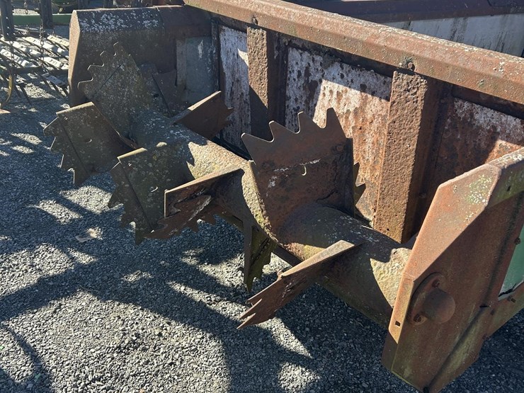 john-deere-450-image-6