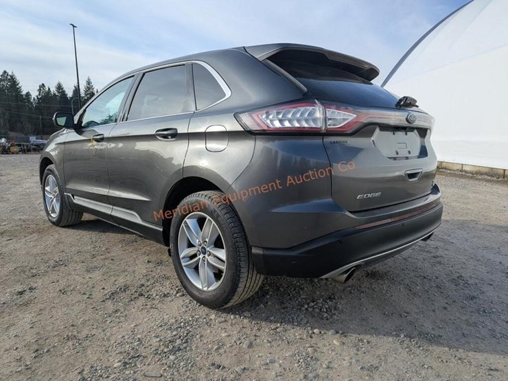 2016-ford-edge-sel-image-8
