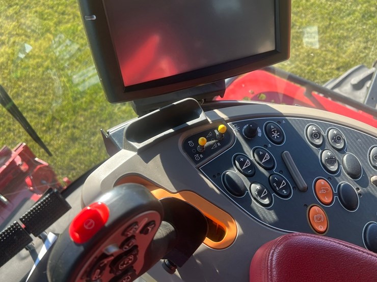 2023-case-ih-8250-image-74