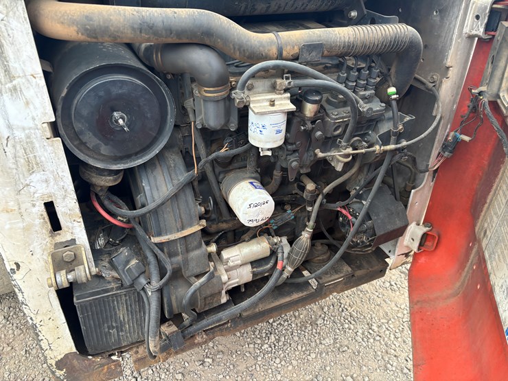 bobcat-s250-image-23