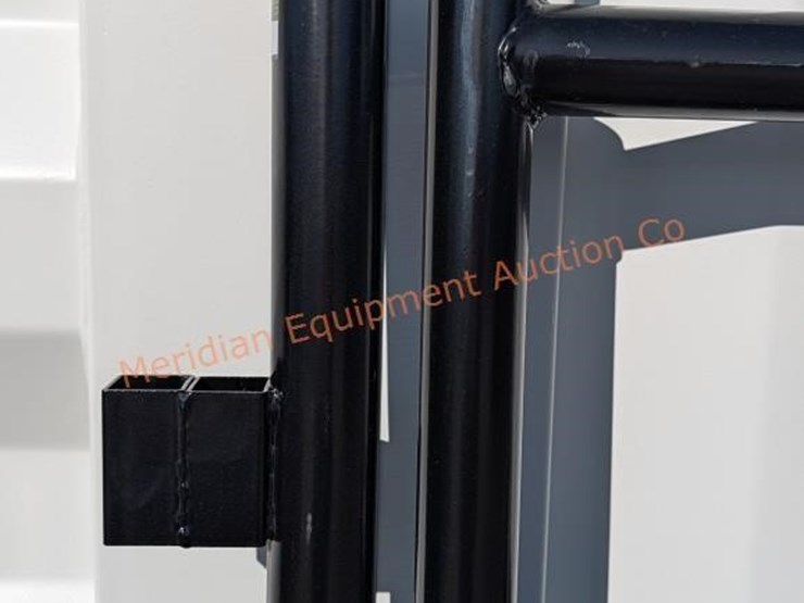 7'-x-9.5'-md-panel-w/-gate-image-6