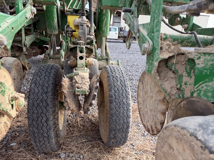 john-deere-1790-image-20