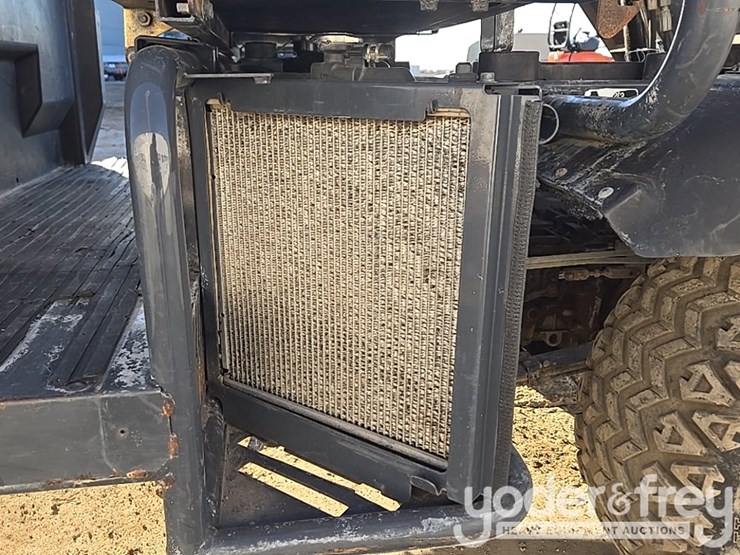 2012-kubota-rtv1140cpx-image-27