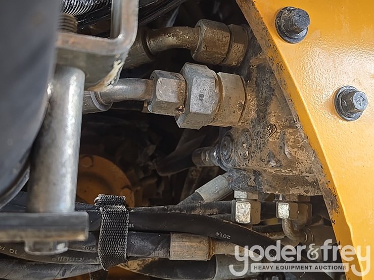 2014-volvo-l150h-image-43