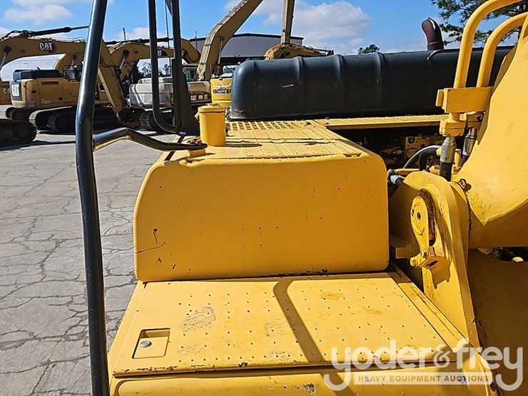 2007-komatsu-pc300-lc-image-22