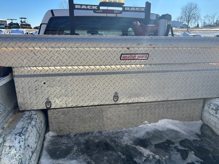 2002-chevrolet-2500-image-24