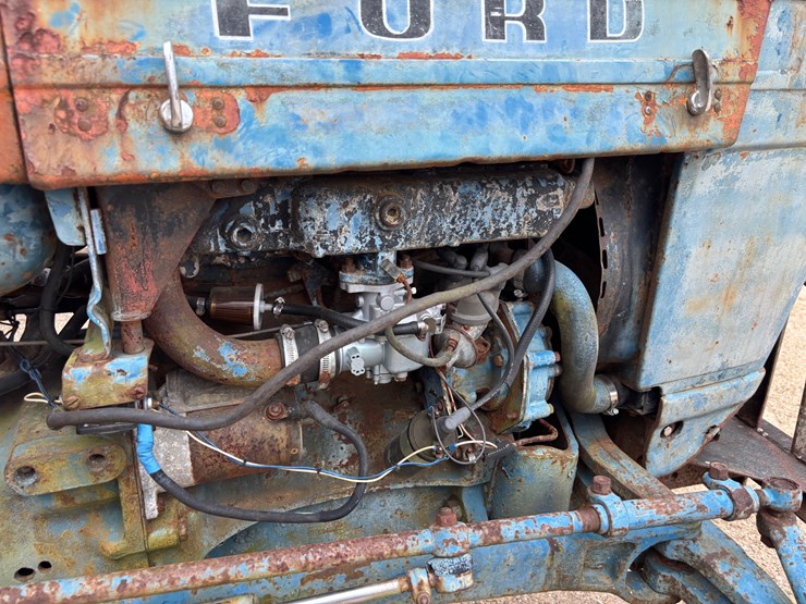 ford-3400-image-10