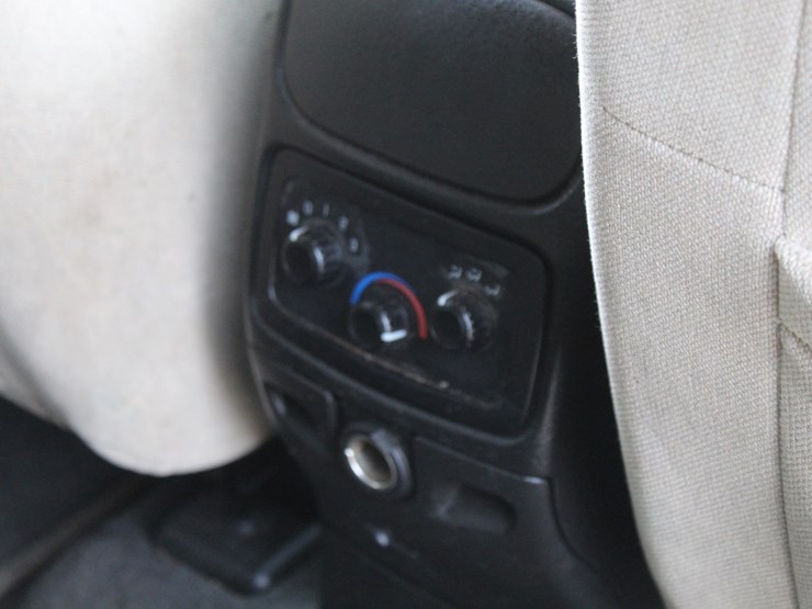 2005-chevrolet-blazer-image-8