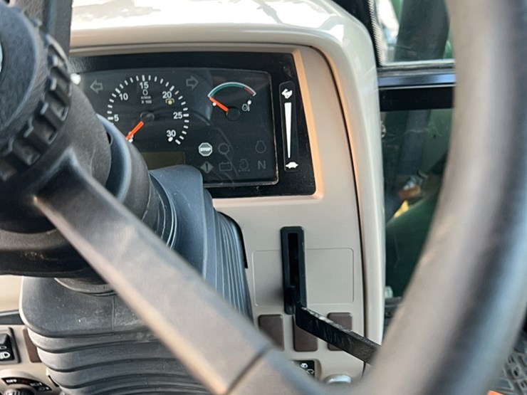 2010-john-deere-2010-image-83