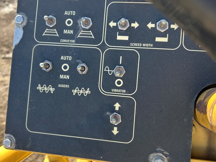 caterpillar-ap-650b-image-51