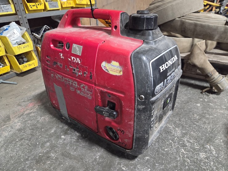 #5431-•-honda-eu2200i-gasoline-generator-image-1