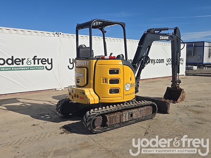 2020-deere-35g-image-5