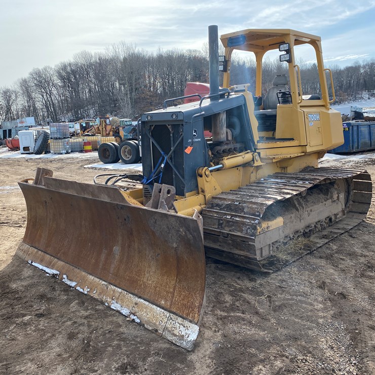 2004 DEERE 700H LGP