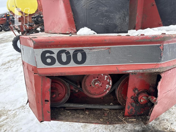 case-ih-600-image-2