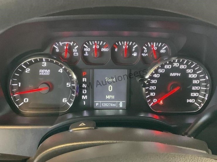 2016-chevrolet-silverado-2500-image-17