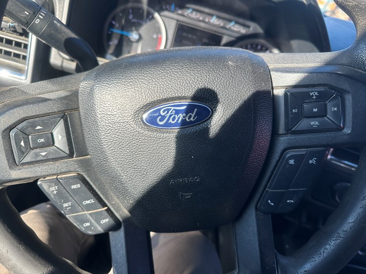 2018-ford-f350-image-34
