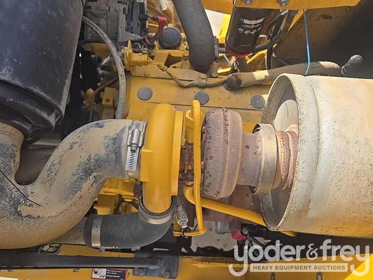 2014-deere-310k-ep-image-59