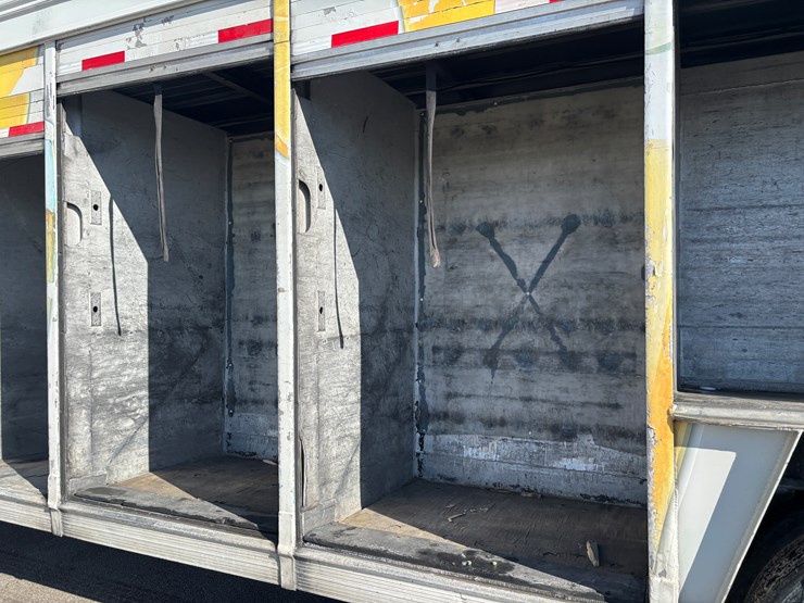 1986-hesse-beverage-trailer-image-23