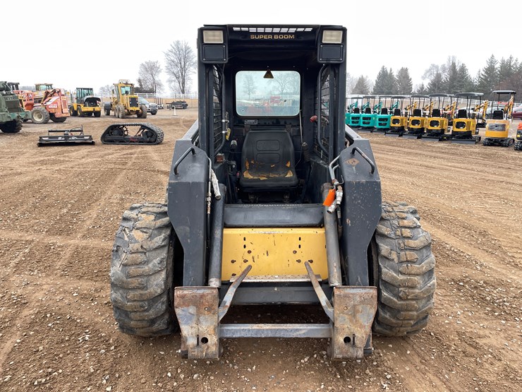 #1027-•-new-holland-lx985-skid-steer-image-8