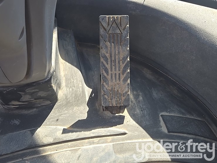 2022-case-521g-image-82