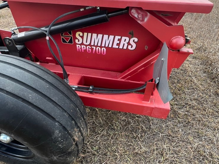 lot-29.-2020-summers-model-rp6700-rock-picker,-hyd.-variable-speed-reel,-hyd.-hitch-swing,-super-clean-image-4