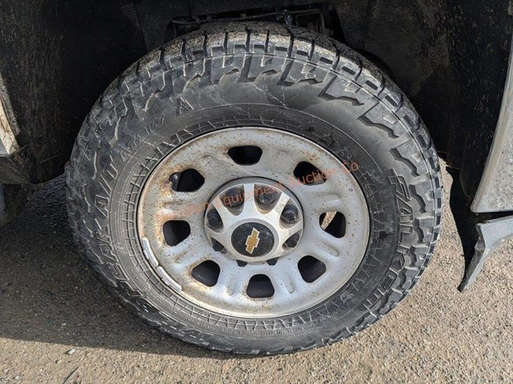 2017-chevrolet-silverado-3500-image-48