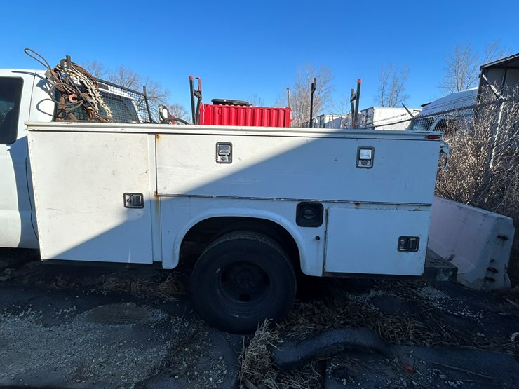 2008-ford-f350-image-15