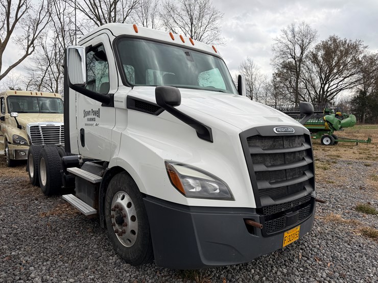 #40951-•-2019-freightliner-cascadia-t/a-daycab-truck-tractor-3akjhtdv5kskd3189-image-2